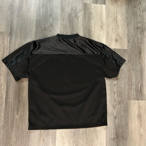 PacSun Black and White Graphic Men's Jersey - Picture 4 of 4